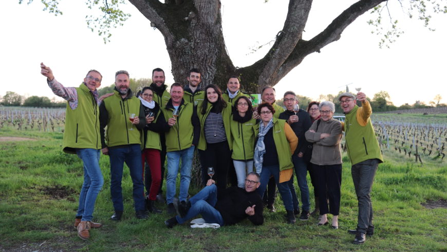NOUS RECHERCHONS OUVRIER/ERE VITICOLE EN CDI !!!